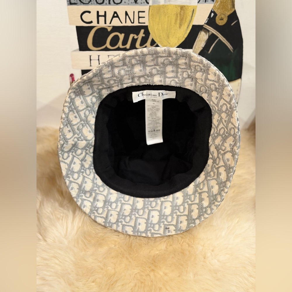🔥 CHRISTIAN DIOR OBLIQUE BUCKET HAT SIZE 59 LIGHT GRAY w/COA - Picture 12 of 14